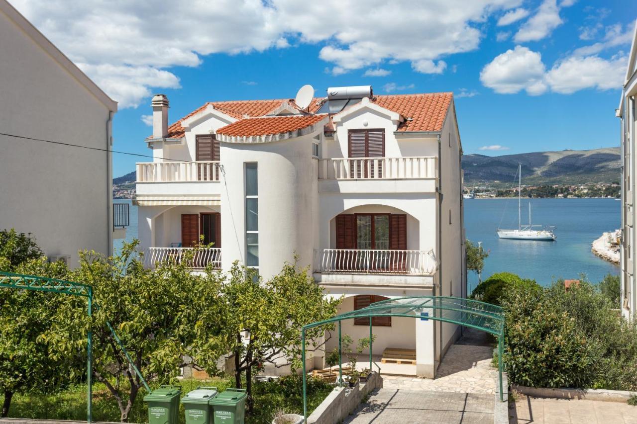 Apartment Okrug Gornji 9693A Trogir Exterior photo